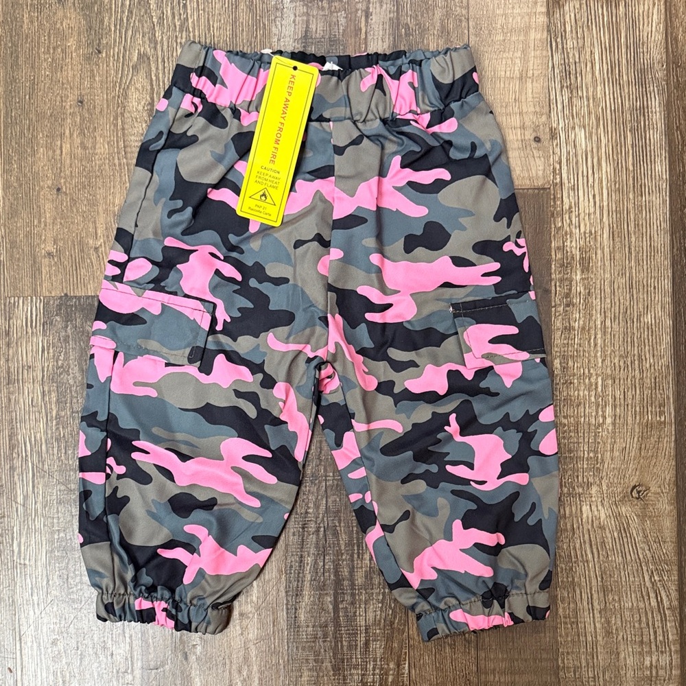 SHEIN Kids Pink and Green Camo Joggers